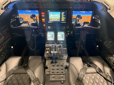 2007 Hawker 400XP: 