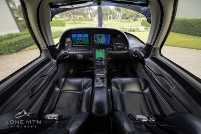 2004 Cirrus SR22 G2 GTS: 