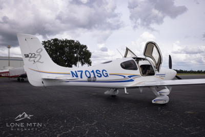 2004 Cirrus SR22 G2 GTS: 