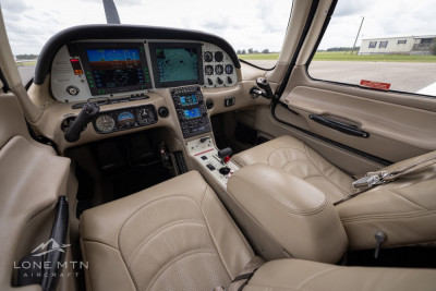 2004 Cirrus SR22 G2 GTS: 