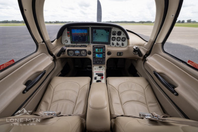2004 Cirrus SR22 G2 GTS: 