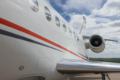 2010 Dassault Falcon 2000LX: 