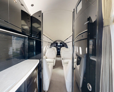 2008 Bombardier Challenger 300: 