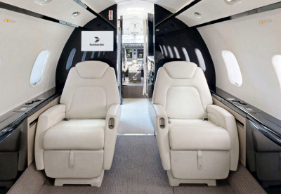 2008 Bombardier Challenger 300: 