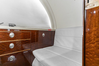2009 Hawker 750: 