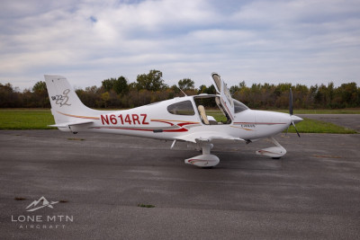 2004 Cirrus SR22 G2: 