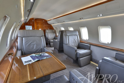 2010 Bombardier Challenger 605: 