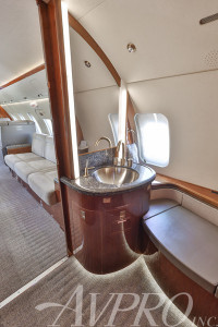 2010 Bombardier Challenger 605: 