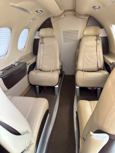 2010 Embraer Phenom 100: 