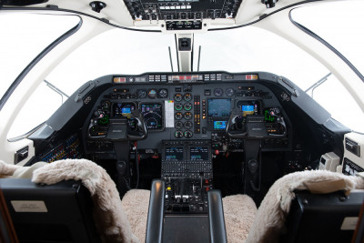 2008 Hawker 400XP: 