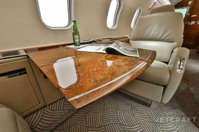 2005 Bombardier Challenger 300: 