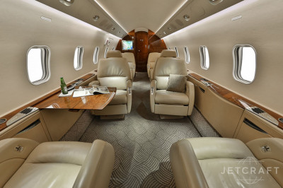 2005 Bombardier Challenger 300: 