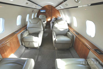 2012 Bombardier Challenger 300: 