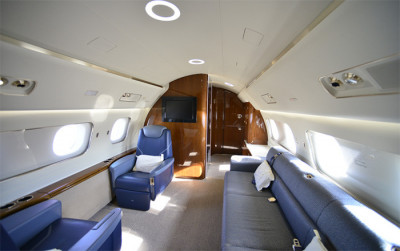 2012 Embraer Lineage 1000: 