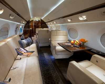2010 Gulfstream G450: 