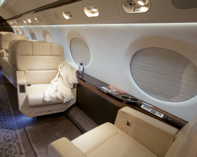 2010 Gulfstream G450: 