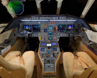 2001 Dassault Falcon 2000: 