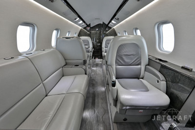 2009 Bombardier Learjet 60XR: 