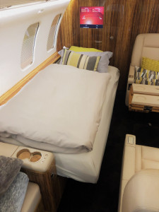 2008 Bombardier Challenger 605: Berthed Divan