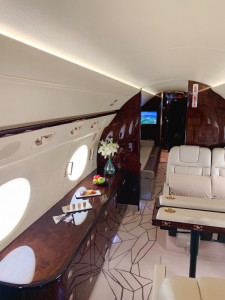2010 Gulfstream G550: 