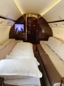 2010 Gulfstream G550: 
