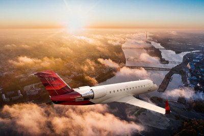 2004 Bombardier CRJ-200ER: 