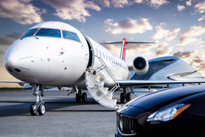 2004 Bombardier CRJ-200ER: 
