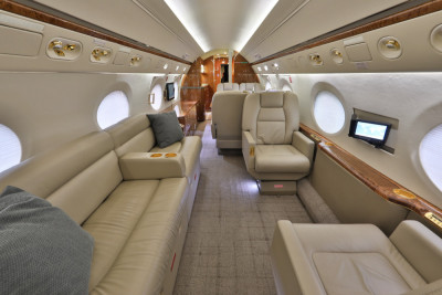 2004 Gulfstream G550: 