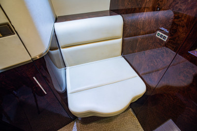 1989 Bombardier Challenger 601 - 3AER: 