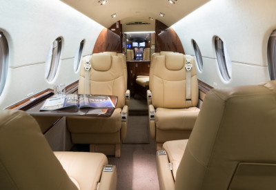 2005 Hawker 400XP: 