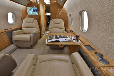 2010 Bombardier Challenger 300: 