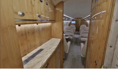 2010 Bombardier Challenger 300: 