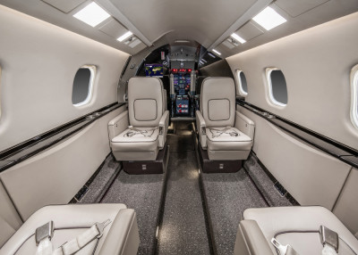 2010 Bombardier Learjet 60XR: 