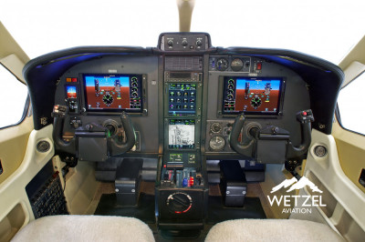 2001 Daher-Socata TBM 700B: Dual G600TXi / Dual 750 Cockpit