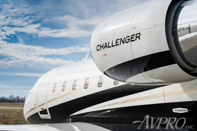 2001 Bombardier Challenger 604: 