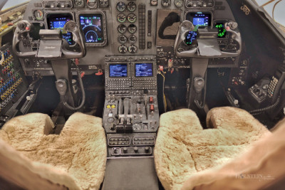 2004 Hawker 400XP: 