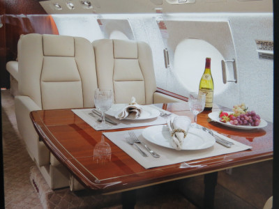 2010 Gulfstream G550: 
