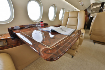 2008 Dassault Falcon 2000LX: 