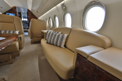 2008 Dassault Falcon 2000LX: 