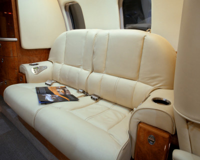 2001 Bombardier Learjet 60: 