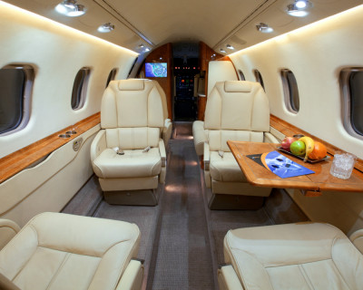 2001 Bombardier Learjet 60: 
