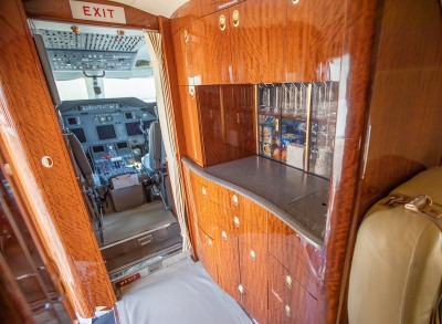 2001 Gulfstream G200: 