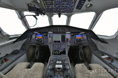 2009 Dassault Falcon 2000LX: 