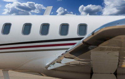 2008 Bombardier Learjet 40XR: 