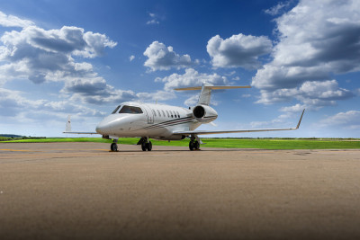 2008 Bombardier Learjet 40XR: 