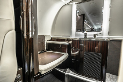 2008 Bombardier Learjet 40XR: 