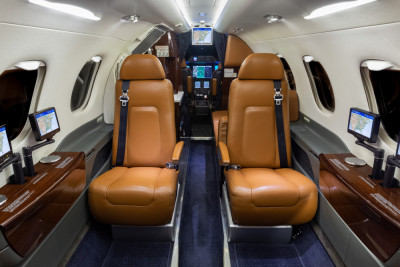 2014 Embraer Phenom 300: 