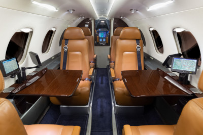 2014 Embraer Phenom 300: 