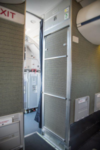 1999 Bombardier Canadair Regional Jet CRJ-700: 