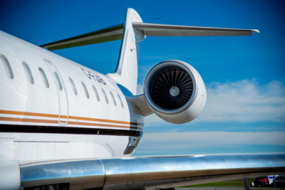 1999 Bombardier Canadair Regional Jet CRJ-700: 